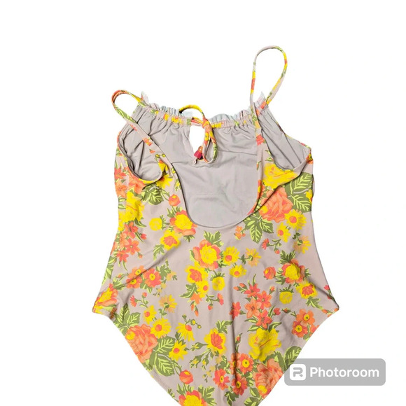 Aerie Printed Ruffle Keyhole One Piece Floral Swimsuit - Picture 6 of 10